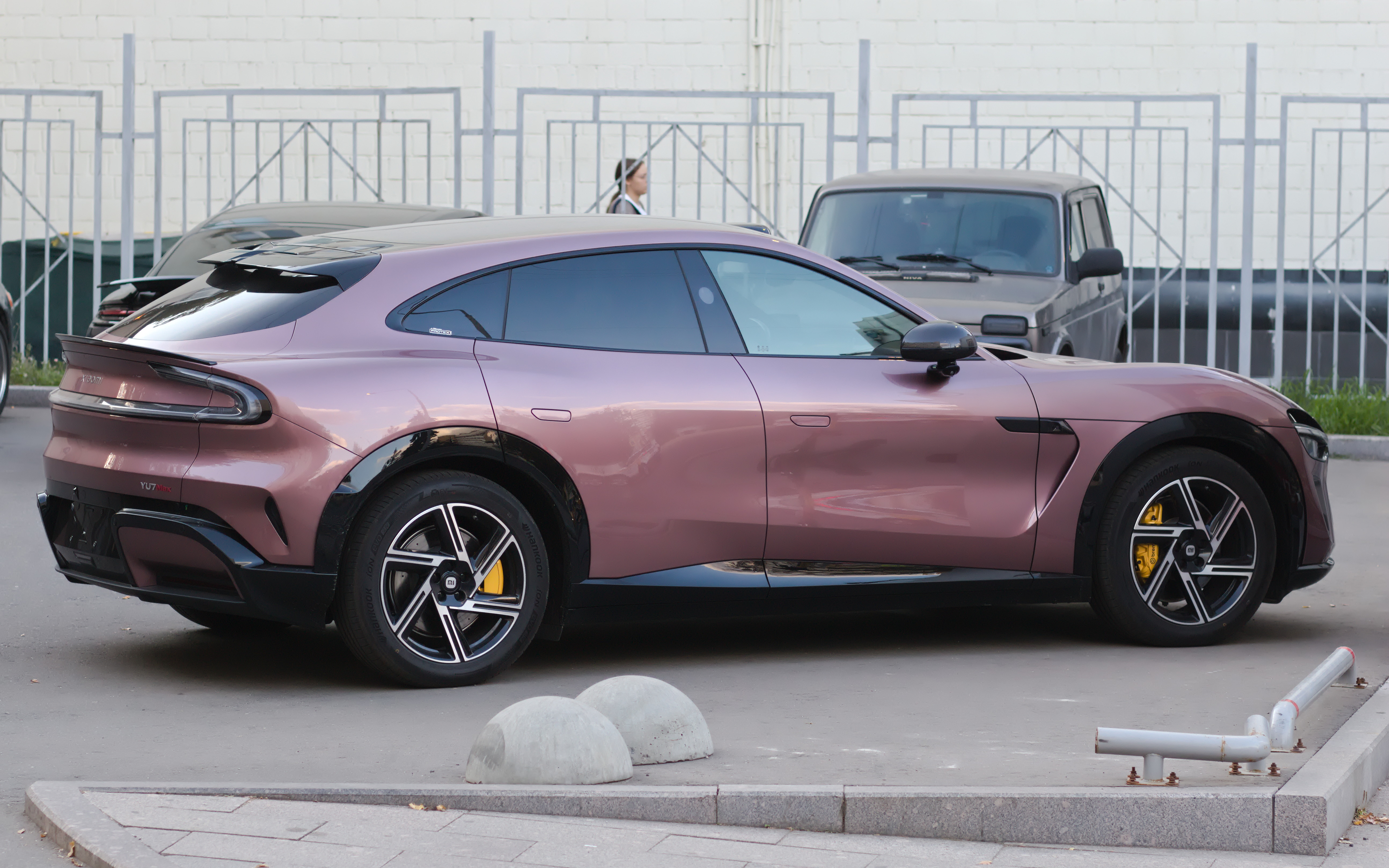 Xiaomi YU7 Max electric SUV, front three-quarter view